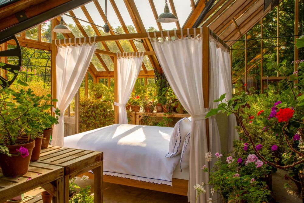 Designing an English country bedroom with Sophie Conran